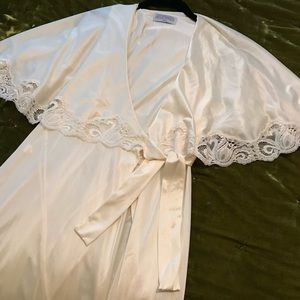 Vintage Lily of France Peignoir Nightgown Robe